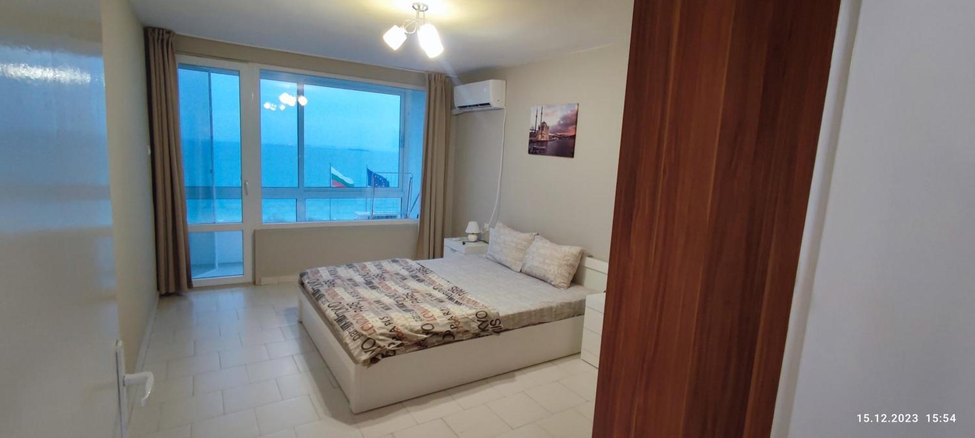 Apartment Sea View Flora Burgas